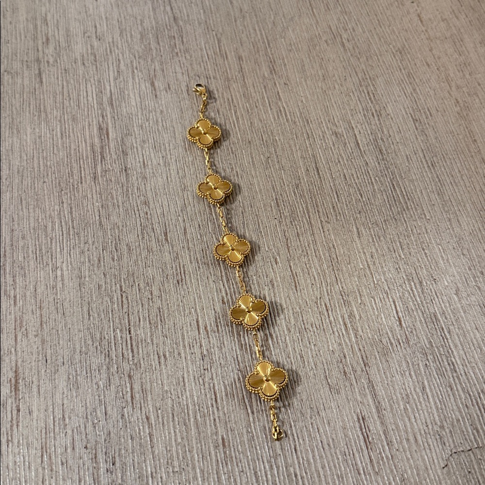Vancleef 4 clover bracelet - Picture 5 of 11